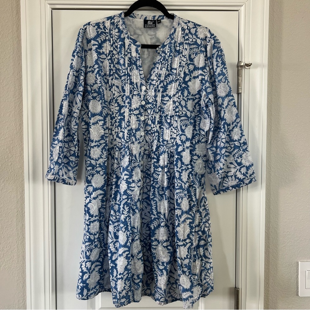Mini dress